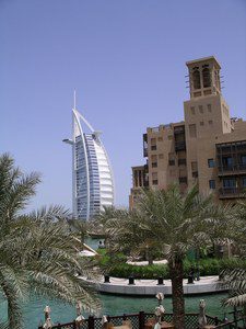 Burj al Arab - from the Madinat Jumerirah - Tolfalas.com