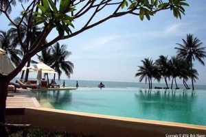 Hotel Pool - Evason Pranburi - on a sunny day - from Tolfalas.com Hotel Pool - Evason Pranburi - on a sunny day - from Tolfalas.com