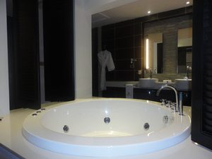 Bathroom at Crystals Beach - Mauritius @Tolfalas.com
